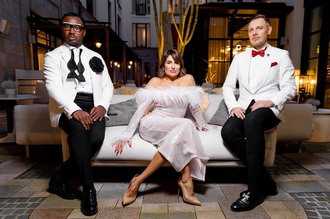 Eric Adams and Alisa Roever Join Thomas Misse's Royal Gentlemen Club for La Dolce Vita in Venice