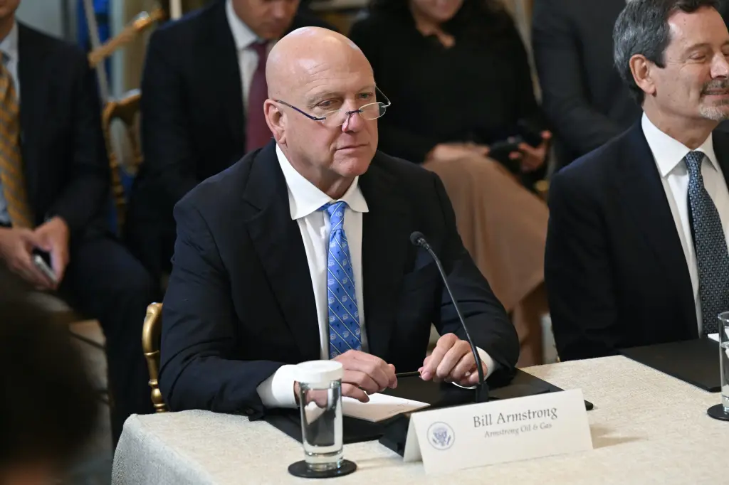 Bill Armstrong of Armstrong Oil and Gas speaks at a roundtable event